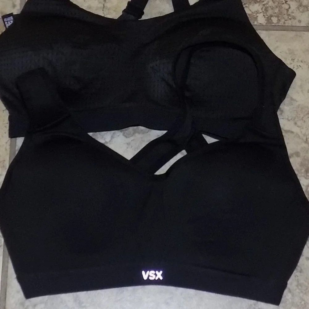 Victoria Secret VSX Sport‎ Bra Bundle Women 32C Black Excellent Mesh Crossback